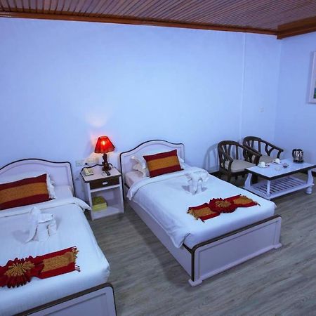Hotel Queen Mandalay Ngoại thất bức ảnh