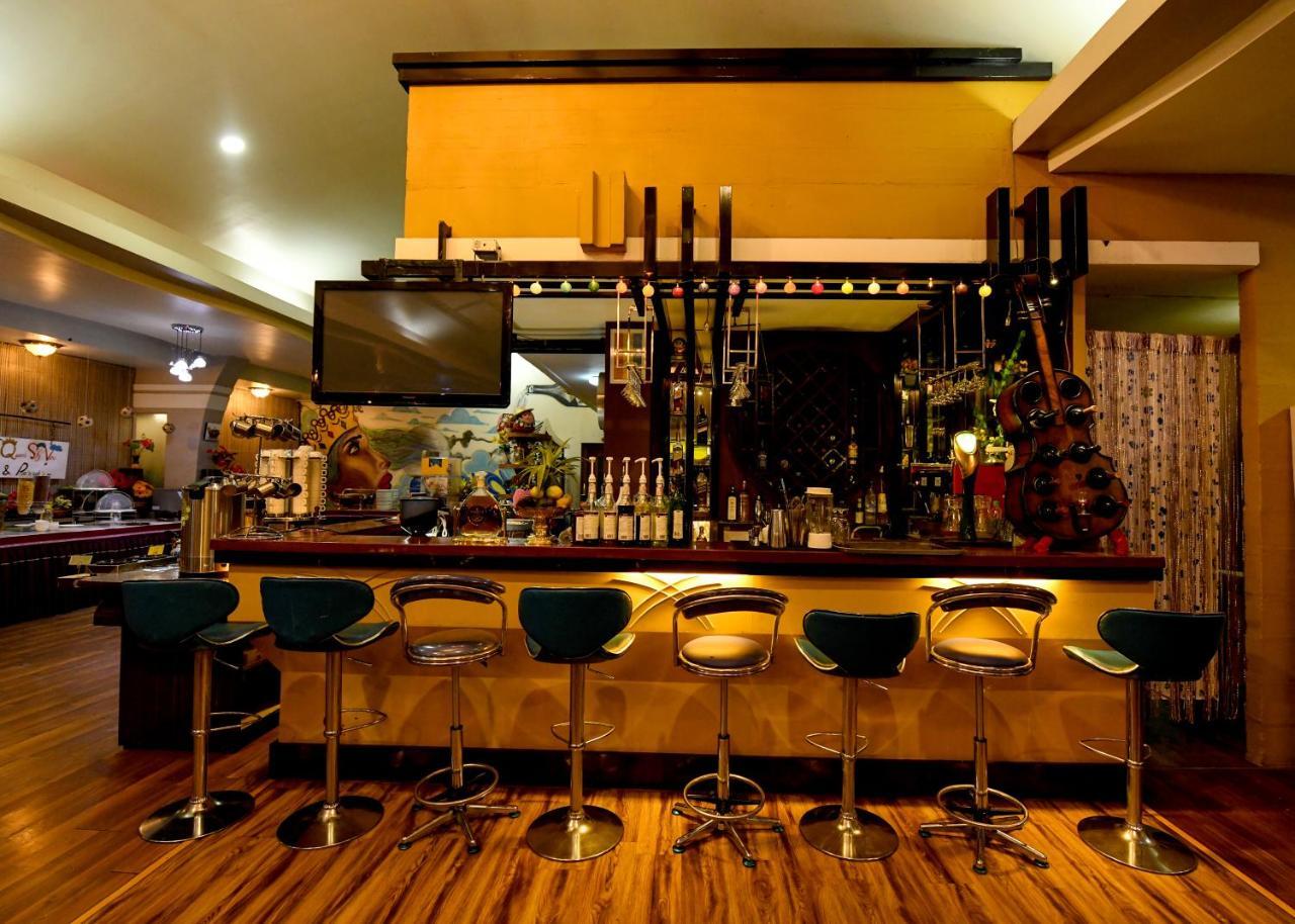 Hotel Queen Mandalay Ngoại thất bức ảnh