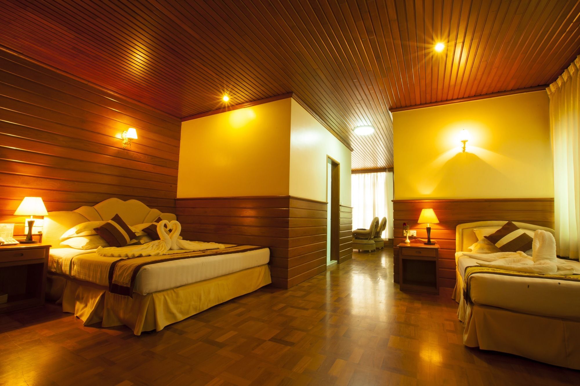 Hotel Queen Mandalay Ngoại thất bức ảnh