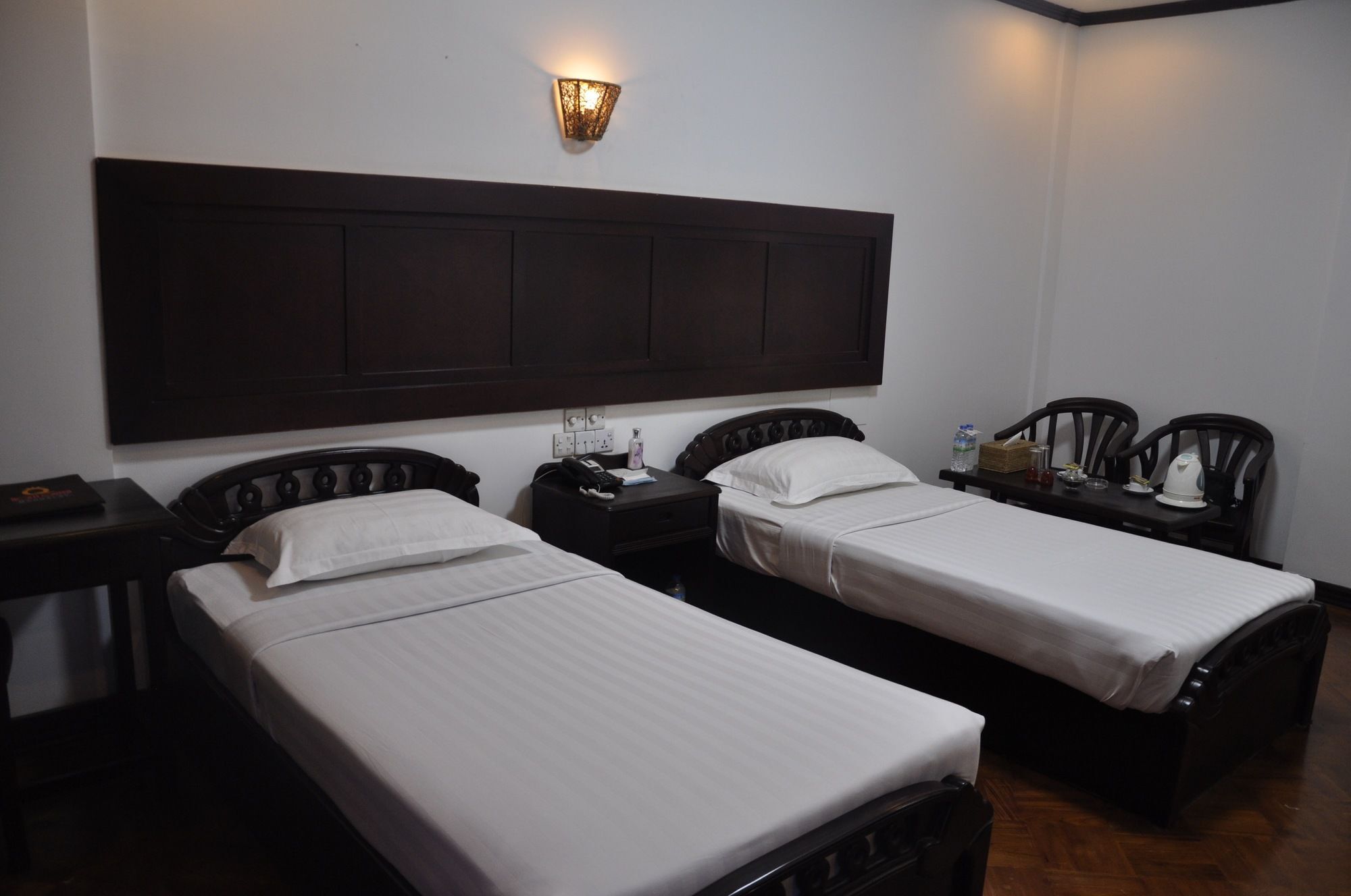 Hotel Queen Mandalay Ngoại thất bức ảnh