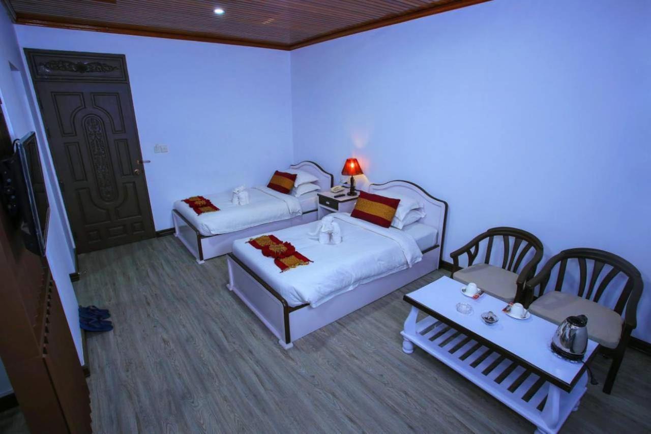 Hotel Queen Mandalay Ngoại thất bức ảnh
