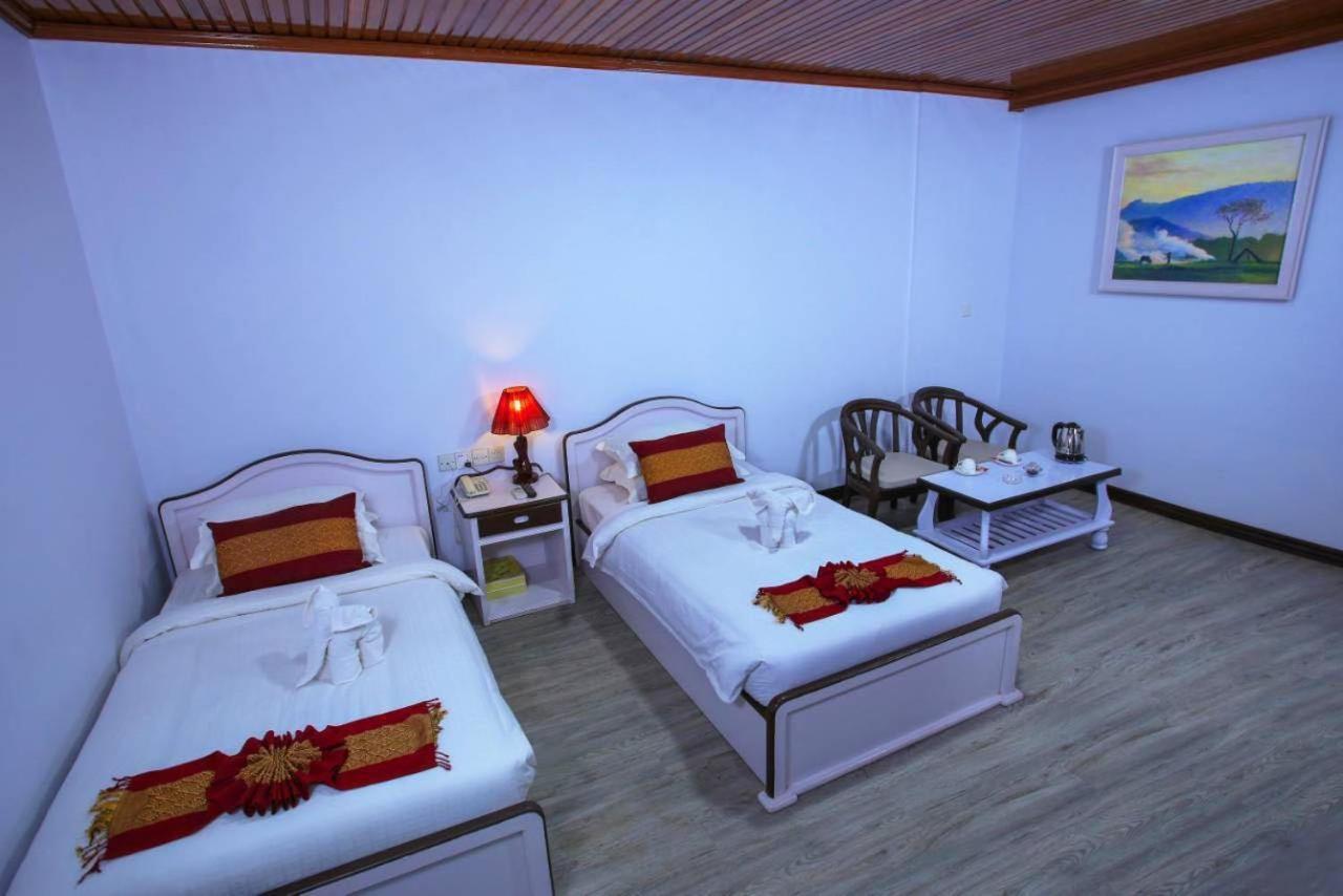 Hotel Queen Mandalay Ngoại thất bức ảnh